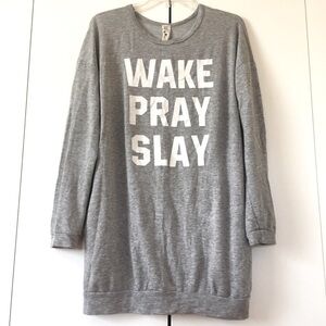 Topia Graphic Gray Long Sleeves Soft Sweatshirt L